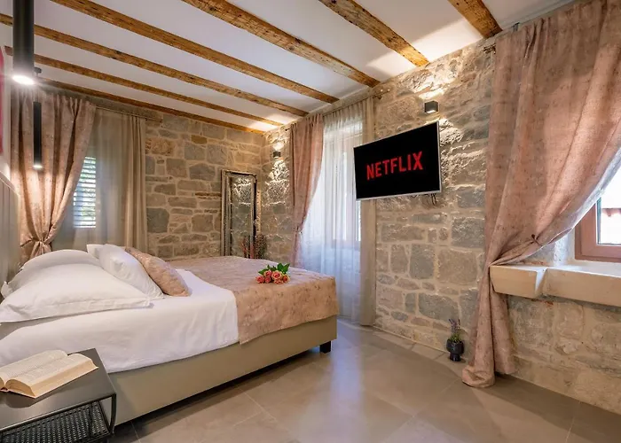 بيت ضيافة Old Spalatrum Luxury سبليت