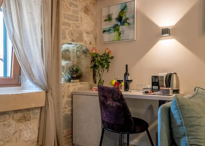 Old Spalatrum Luxury 4* سبليت