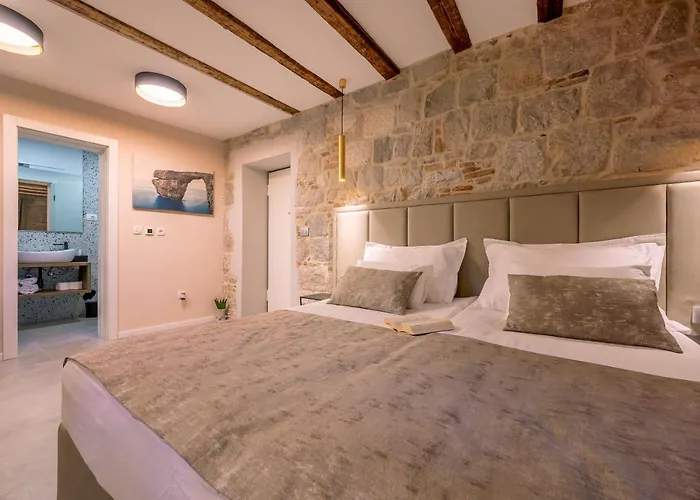 Old Spalatrum Luxury بيت ضيافة سبليت