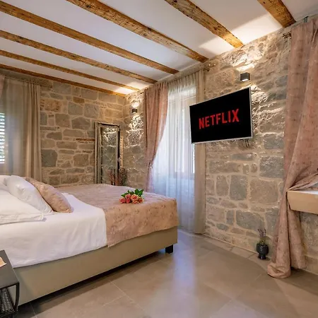 بيت ضيافة Old Spalatrum Luxury سبليت