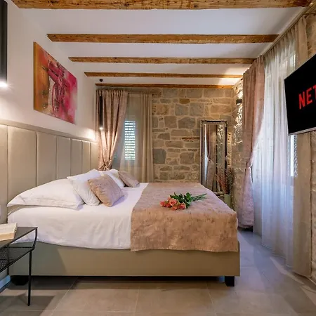 بيت ضيافة Old Spalatrum Luxury سبليت