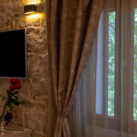 بيت ضيافة Old Spalatrum Luxury