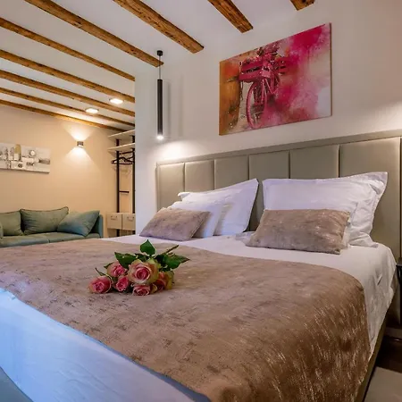 ゲストハウス Old Spalatrum Luxury 4*