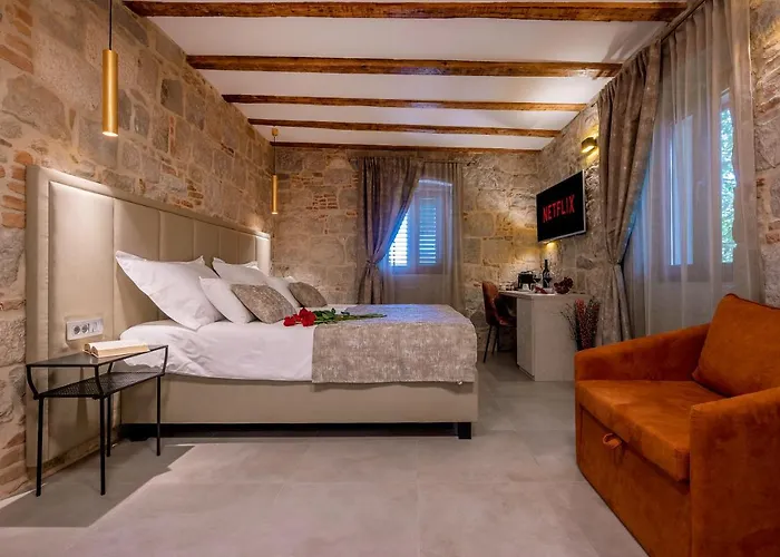 Konukevi Old Spalatrum Luxury Split