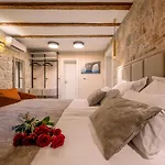 Old Spalatrum Luxury Gasthuis 4*