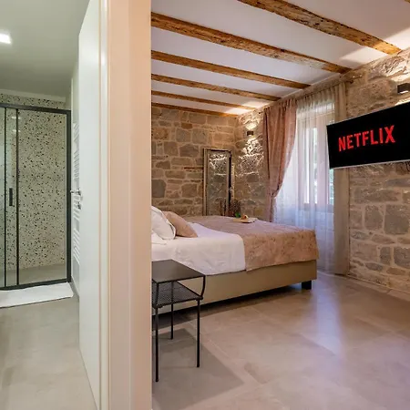 Old Spalatrum Luxury 4* Split