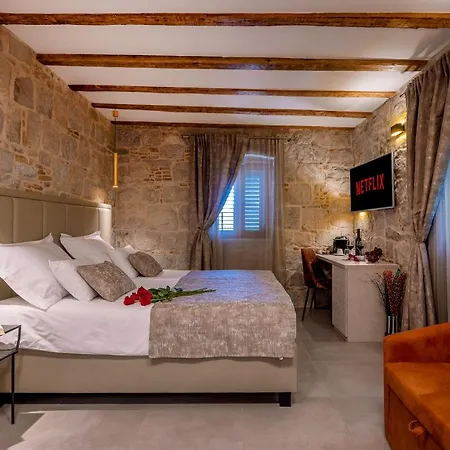 Old Spalatrum Luxury 4* Split