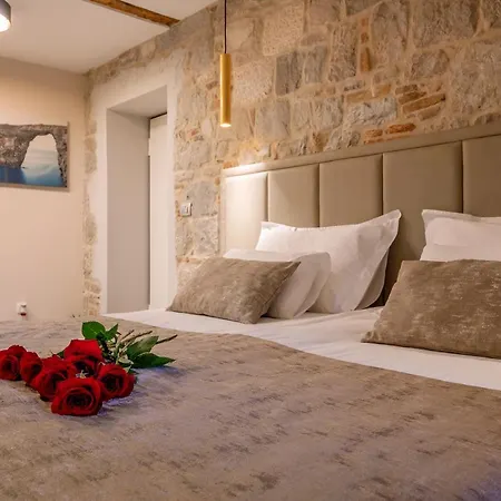 Old Spalatrum Luxury Pensión 4*